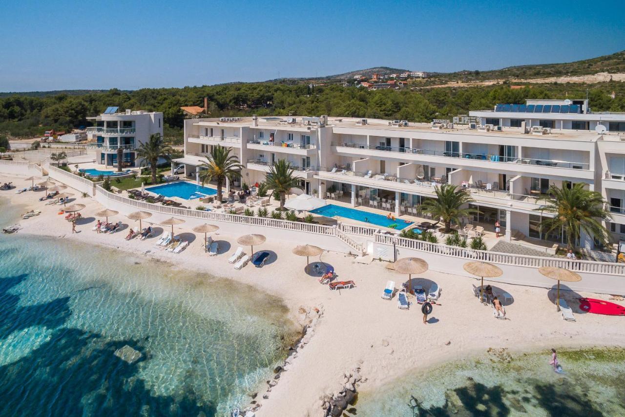 Perla 4*